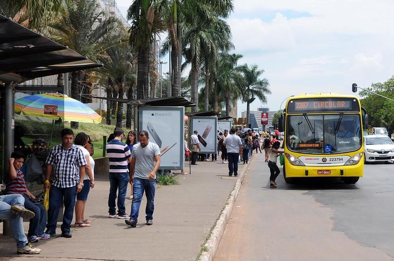 Grupos sociais podem integrar a estrutura de gestão para atualizar os planos de transporte e mobilidade do DF